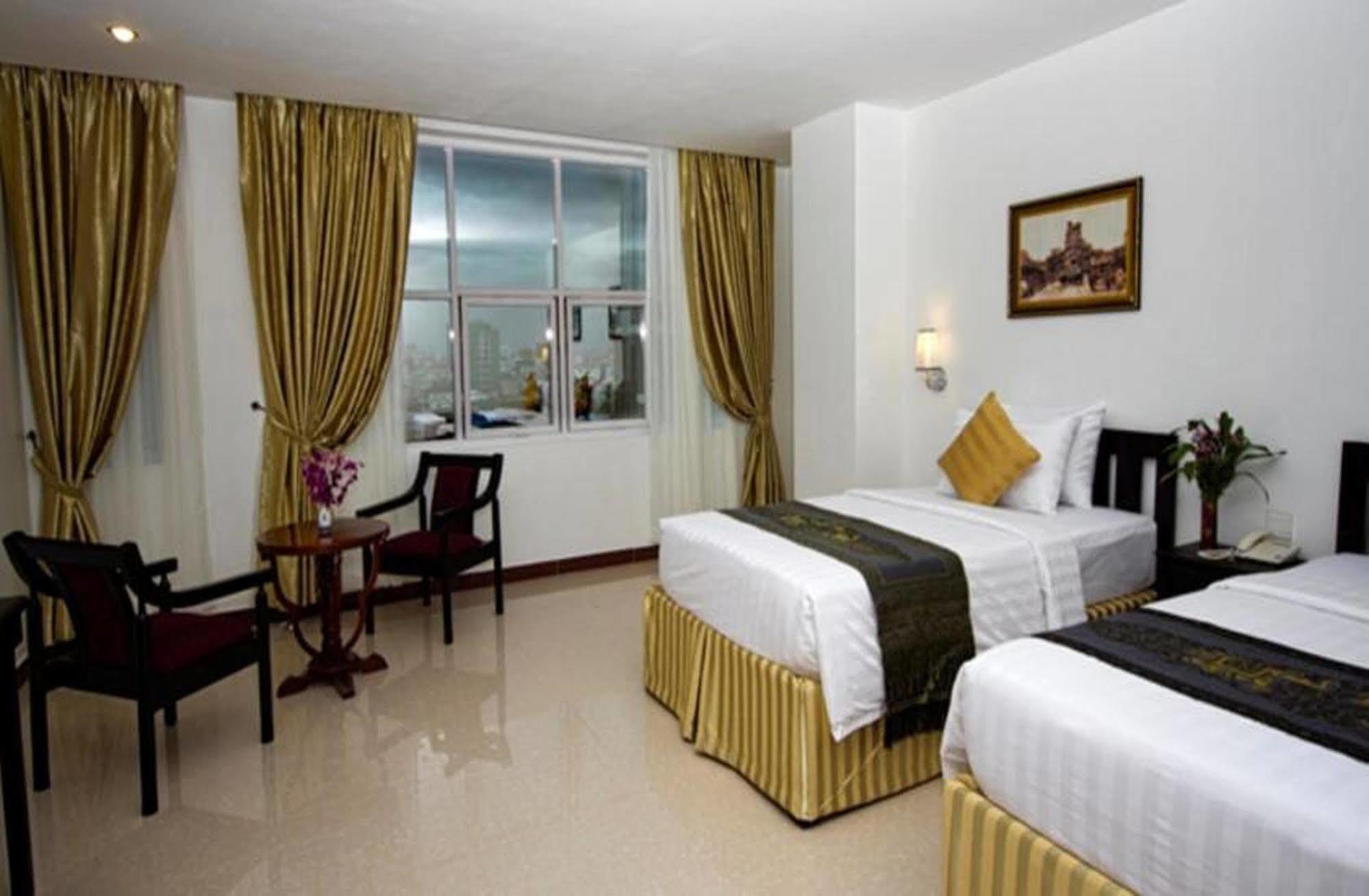 Rumduol Grand Hotel Phnom Penh Extérieur photo