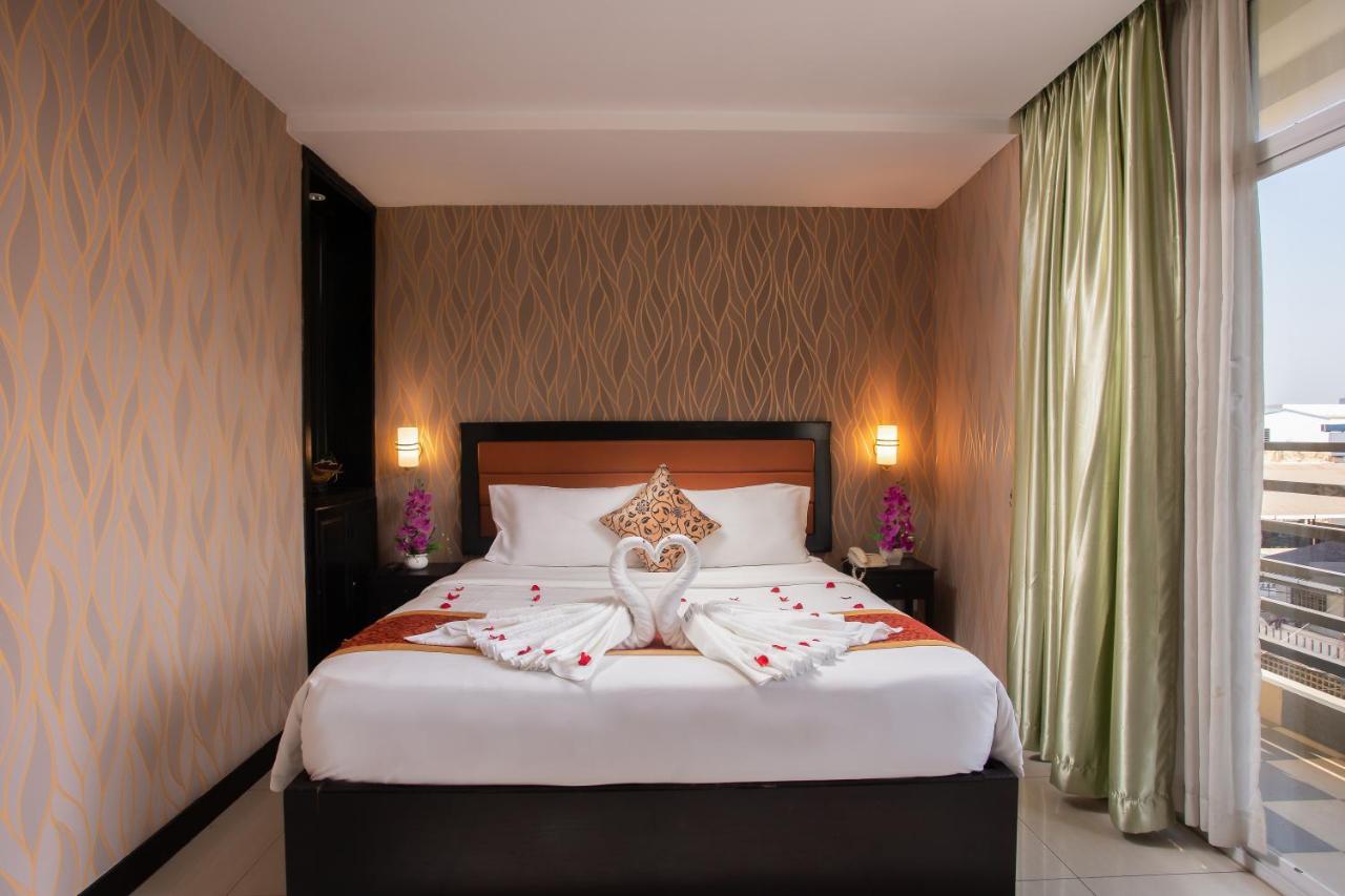 Rumduol Grand Hotel Phnom Penh Extérieur photo